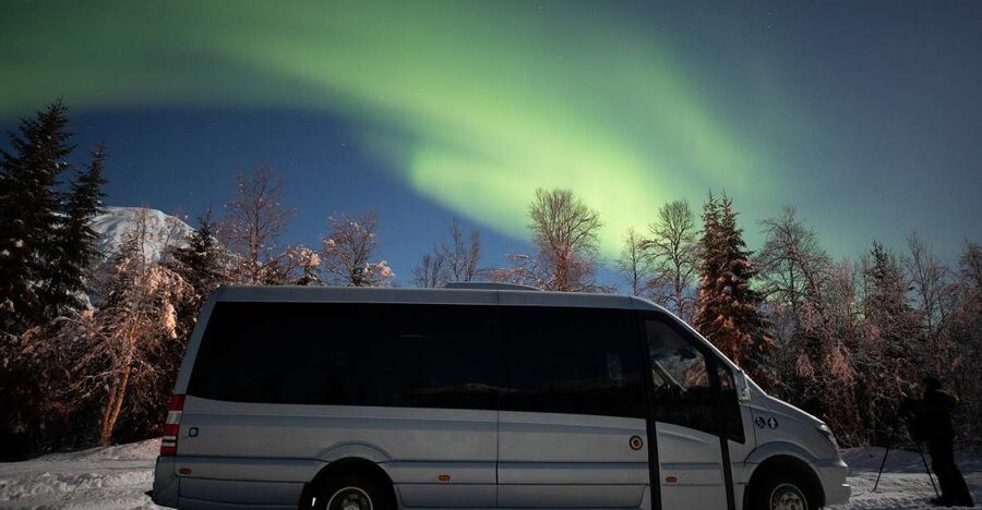 Tromsø: Northern Lights Trip with Campfire and Snacks - Price and value: is $150 per person worth it