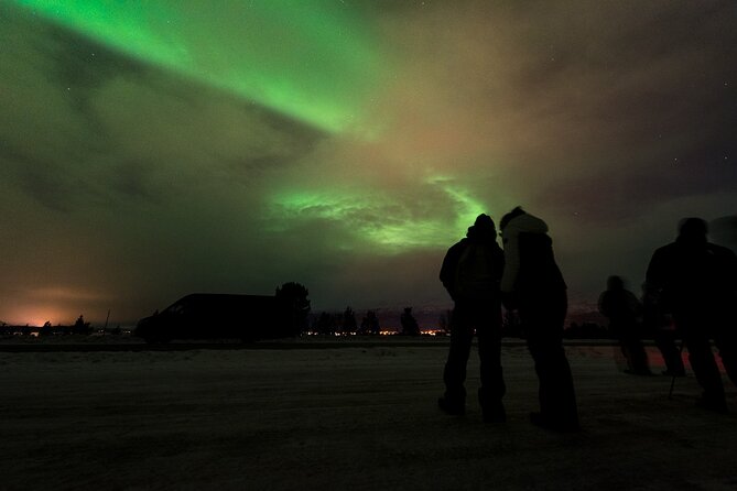 Tromsø Norway - Small Group Aurora Hunt Tour with a local guide - Warm food, hot drinks, and gear that helps you actually shoot photos