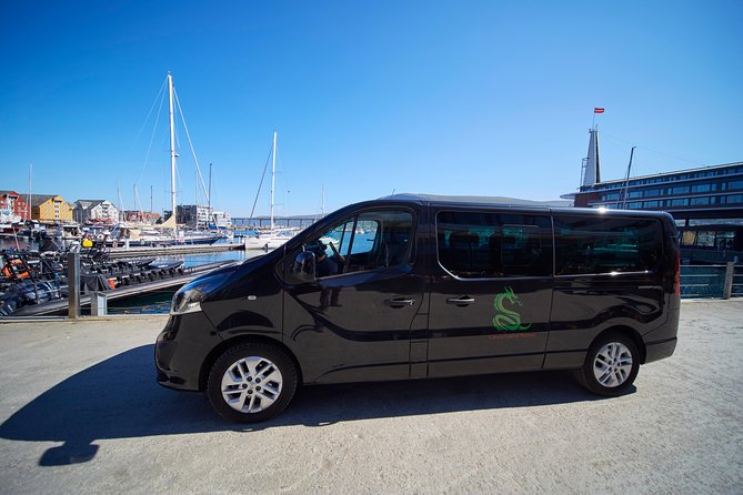 Tromso: Private Aurora Chase by Minivan - Guide Style in Tromsø: The Human Factor Matters Here