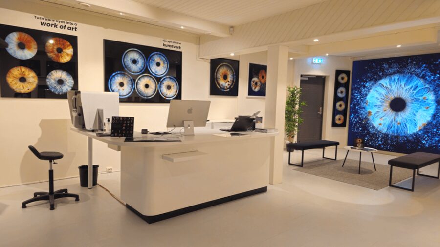 Tromsø: Reveal Your Eye Experience at the Iris Galerie - Iris Galerie in Tromsø: A Cozy, Weather-Proof Break for Your Arctic Trip