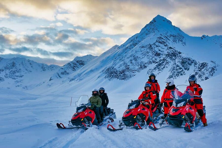 Tromsø: Snowmobile Safari with Aurora Crystal Lavvo Stay - Snowmobile safari basics: practice first, then the Lyngen Alps ride