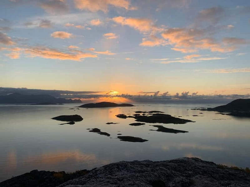 Tromsø: Sommarøy Islands Midnight Sun Tour - Hotel pickup and the 30-minute early rule for your guide