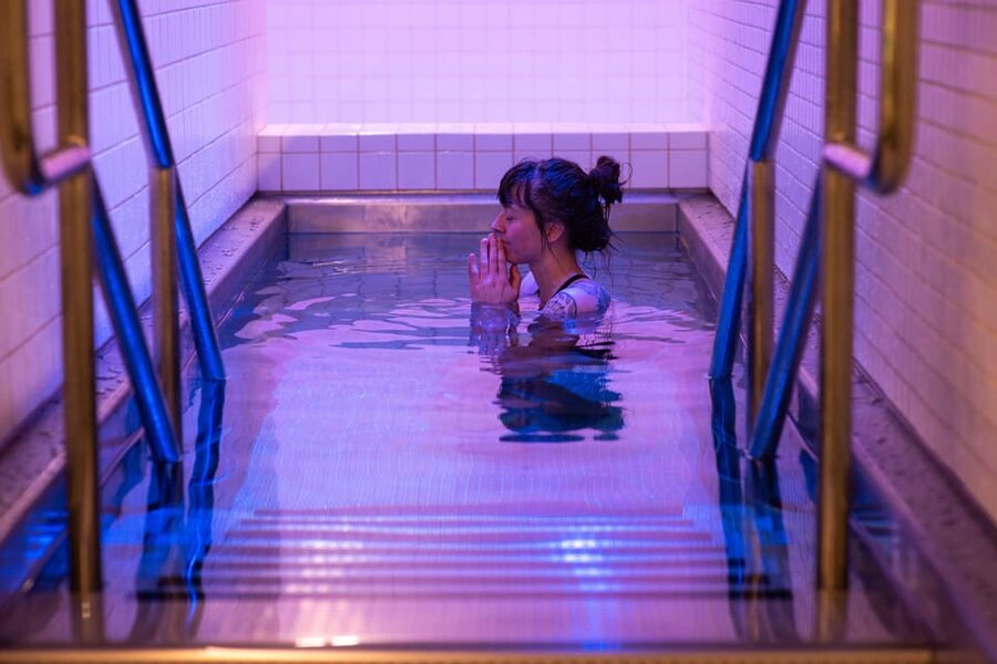 Tromsø: Spa/Pool with Bath, Sauna and Outdoor Heated Pool - Sauna and steam room: how the heat cycle really feels in Tromsø