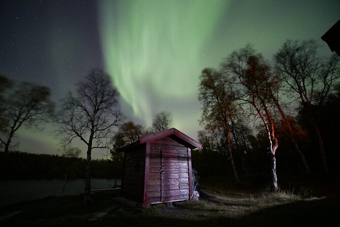 Watching The Aurora Dance - Entering the night at 8:00 pm in Tromsø